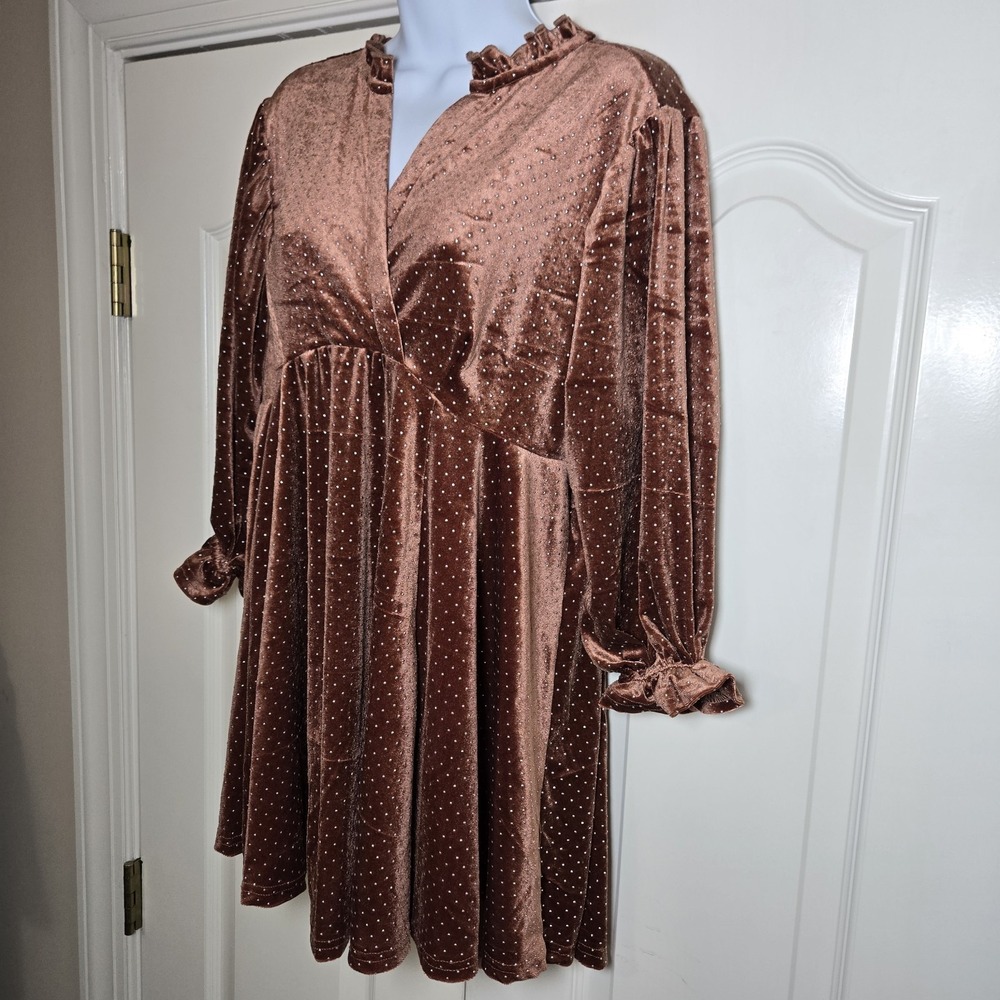 Umgee Velvet Tunic Size Small Babydoll 3/4 Sleeves Brown Hi Low Hem Classy NWT